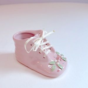 Pelican Porcelain keepsake pink baby shoe with flowers and satin shoelace